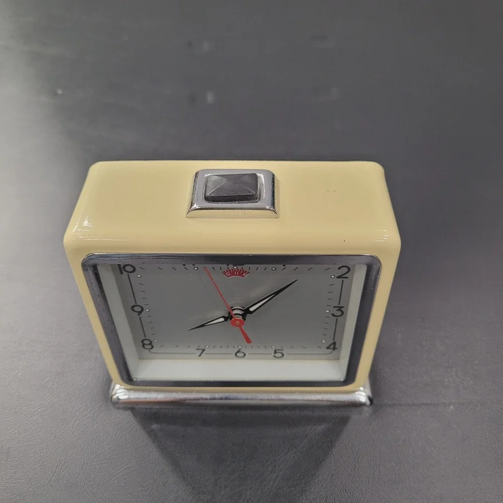 Vintage Shanghai China Wind-Up Alarm Clock MCM Atomic Age Mechanical Desk